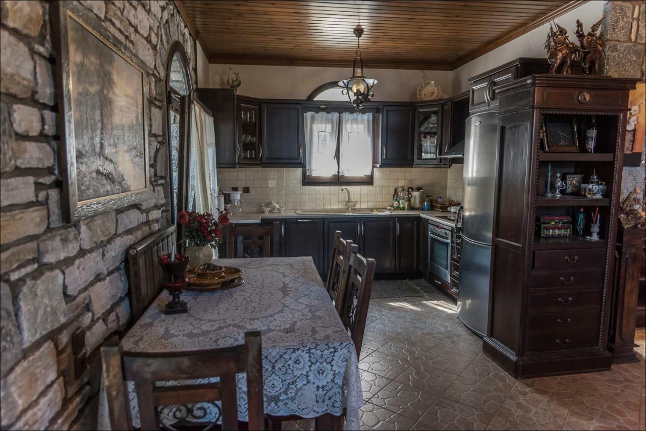Stone Mansion Anavryti, Αμα 20569 Mistras Exterior foto